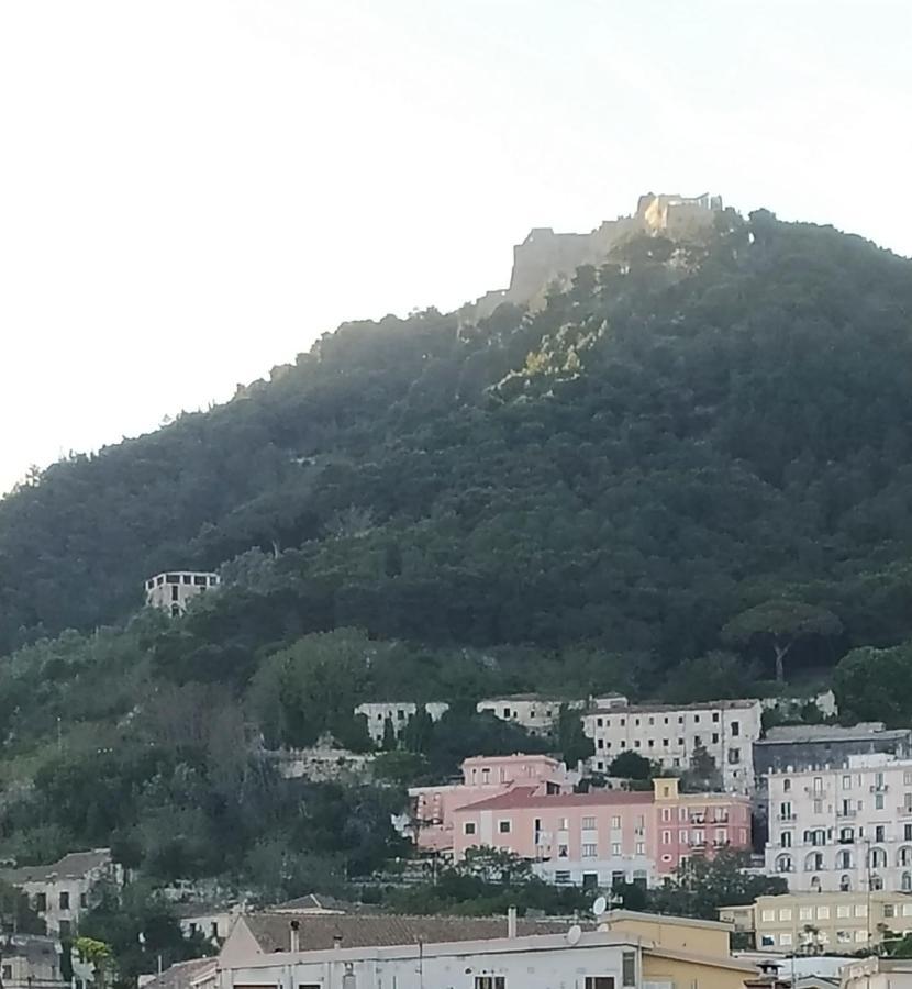 Viatorretta4 Bed & Breakfast Salerno Exterior photo